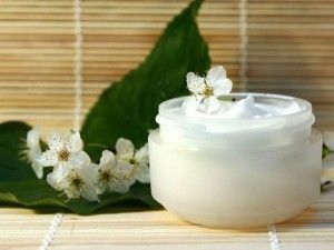 Cosméticos ecológicos o química verede